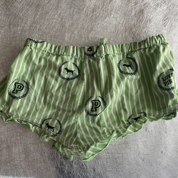 VINTAGE UNIVERSITY OF PINK VICTORIAS SECRET SHORTS MEDIUM - Picture 5 of 5